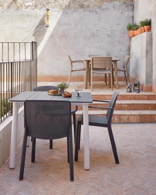 Mesa NOA Cuadrada 90x90 Pie Blanco - Tablero Blanco 2