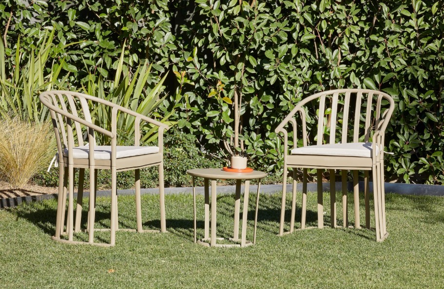 Set Chill Out RAFF con Sillas y Cojín + Mesa en CHOCOLATE 3