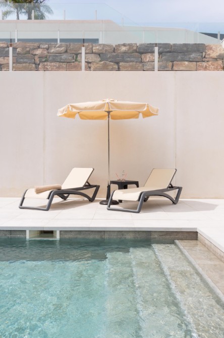 Pack 22 Tumbonas SKY CLUB Chocolate - Blanco 2