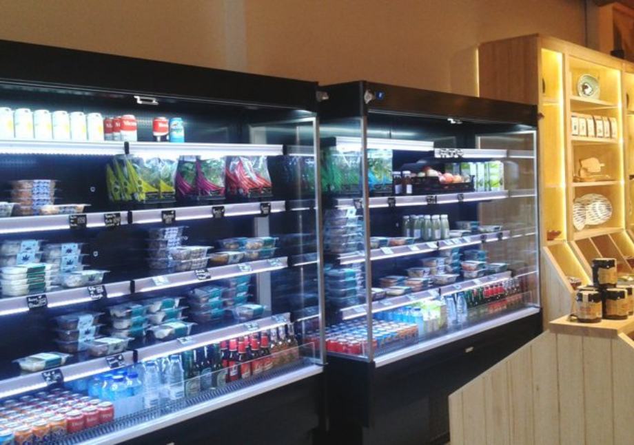 Cómo saber cuáles son los mejores expositores refrigerados para tu negocio