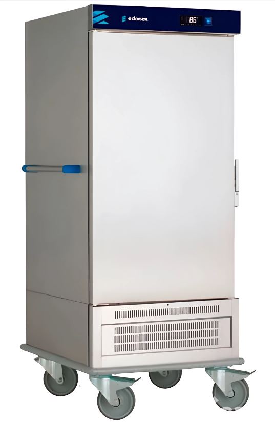 Carro refrigerado para 17 bandejas GN 2/1, Mod. CF-20 HC