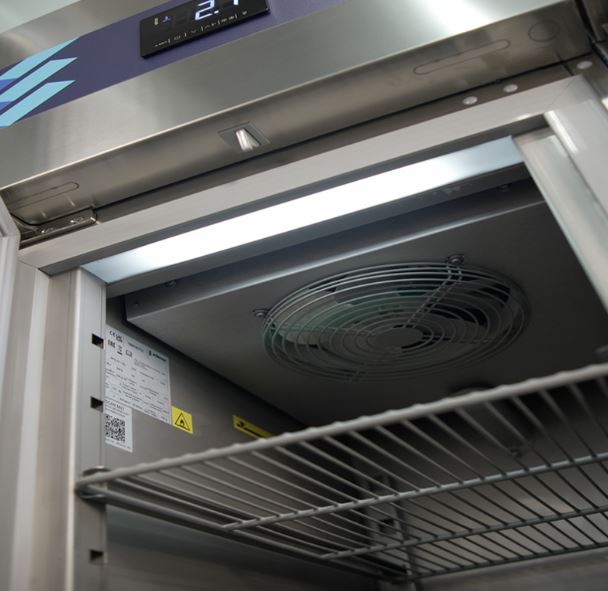Armario de refrigeración gastronorm GN 1/1, Mod. APG-511 HC 2